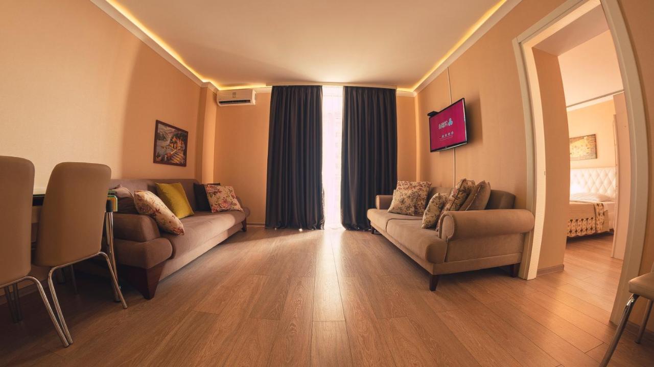 Apart Hotel Orbi Batumi Exterior foto